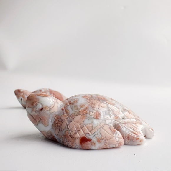 Small Hand Carved Cotton Candy Turtles Totem Spirit Animal - Picture 4 of 7